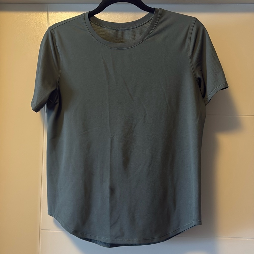 Lulu Lemon workout top